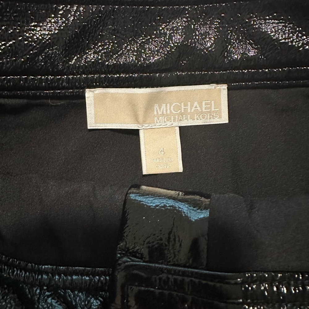 Michael Kors black patent mini skirt - Picture 4 of 4